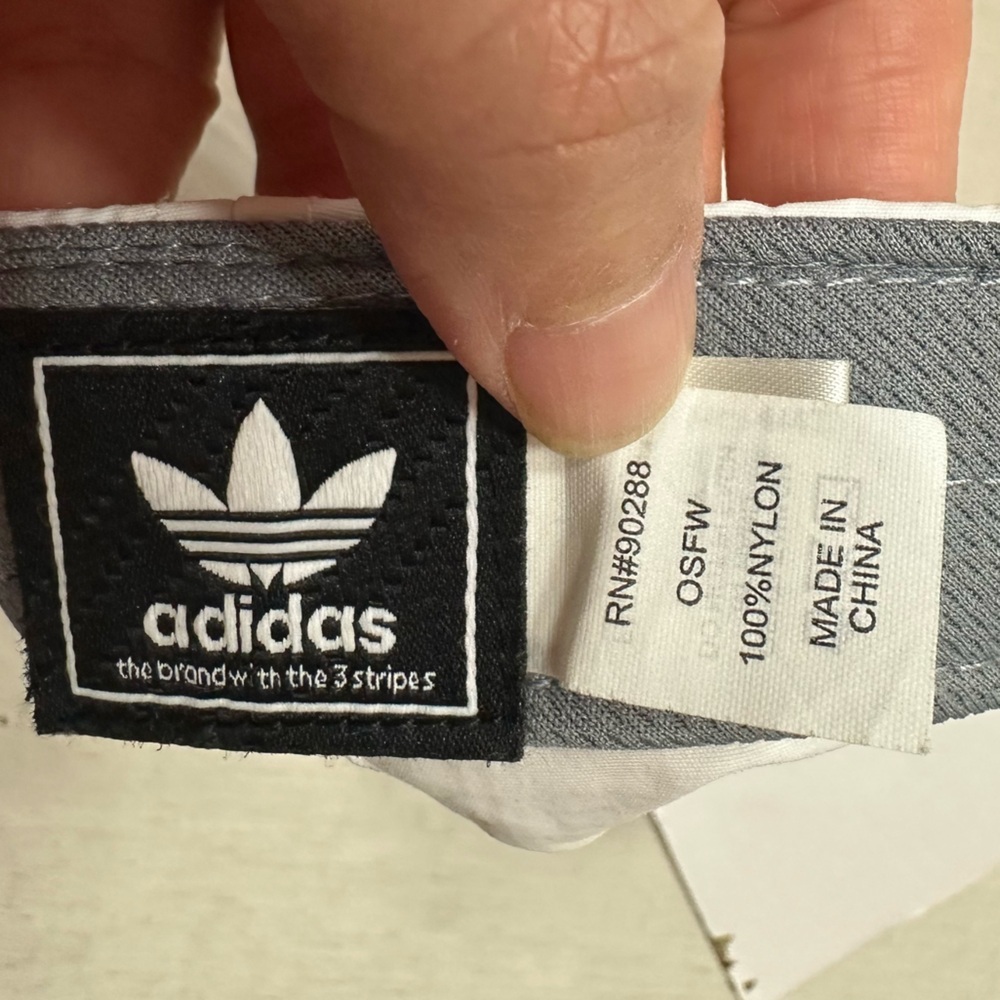 Unisex Adidas Gray and White Hat - Picture 4 of 10